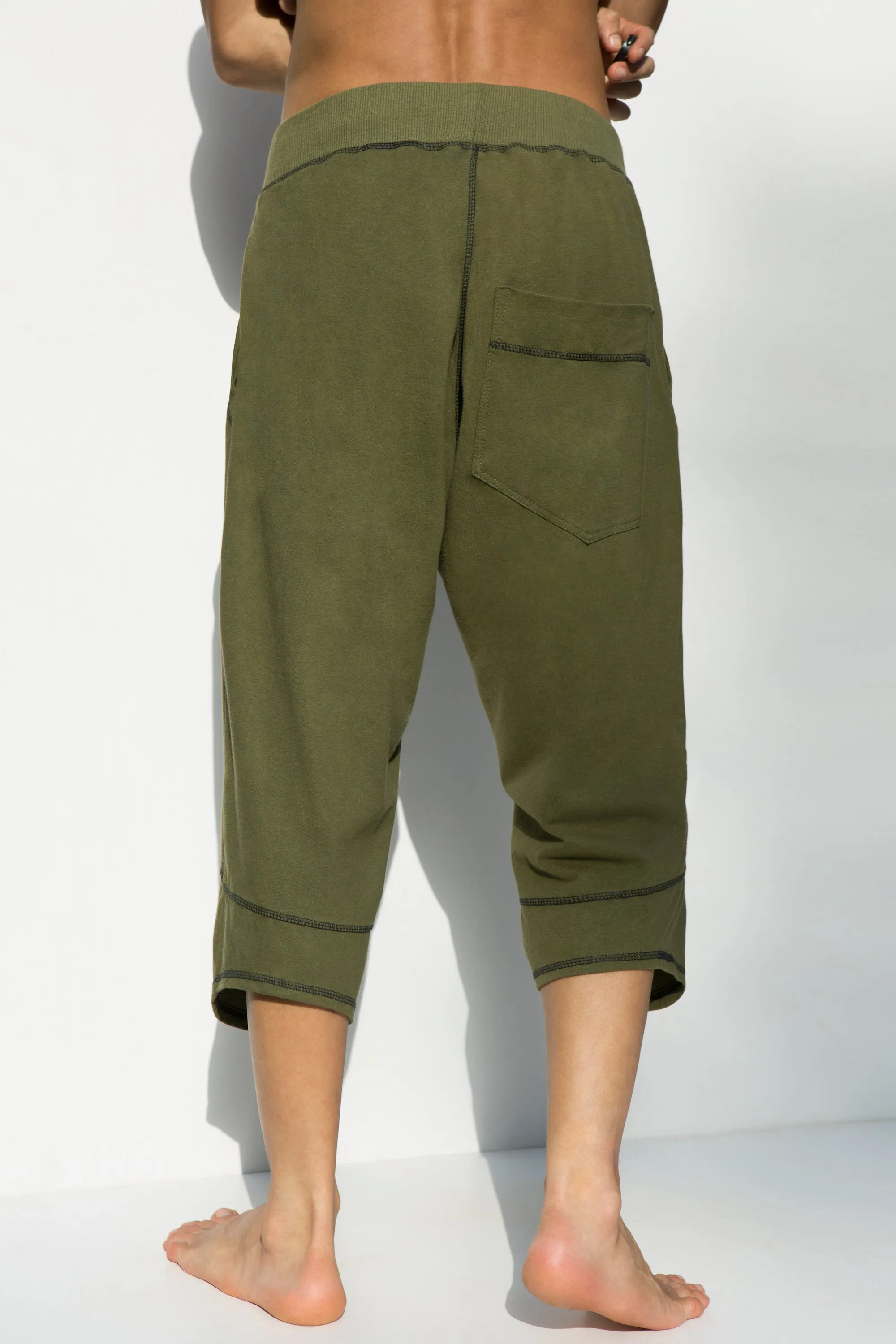 Men 3/4 Pants - Yoga Men Capris - Olive Green