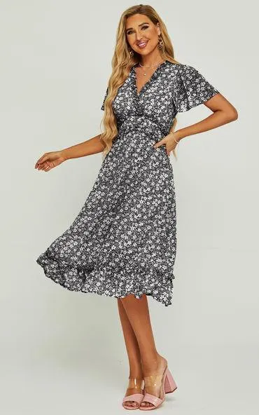 Relaxed Angel Sleeve V Neck Midi Dress In Black Flora Print
