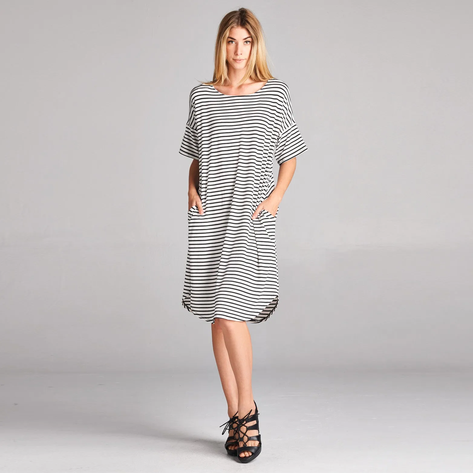 Relaxed Fit Striped Dress with Pockets
