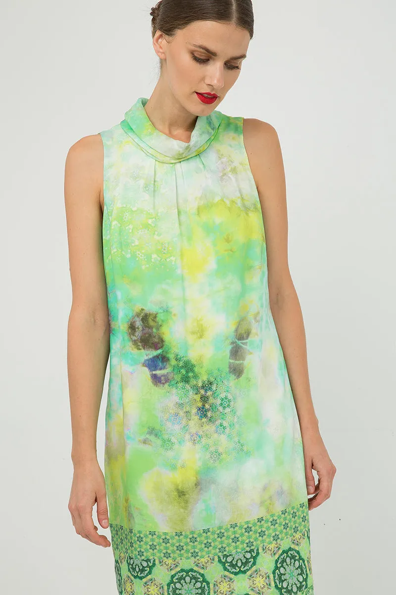 Straight Sleeveless Print Dress by Conquista